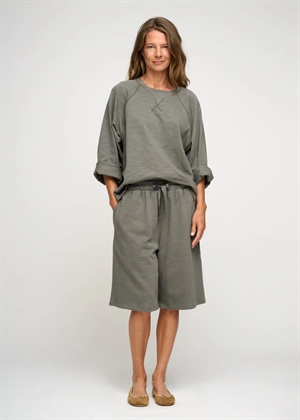 Earth sweat Khaki Gray Moshi Moshi 